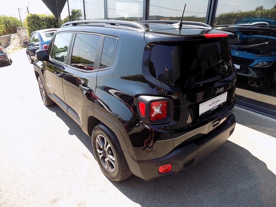2018 Jeep Renegade — fotografija 3