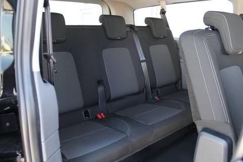 2026 Volkswagen Caravelle — sličica 12