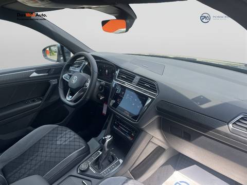 2022 Volkswagen Tiguan R-Line — sličica 10
