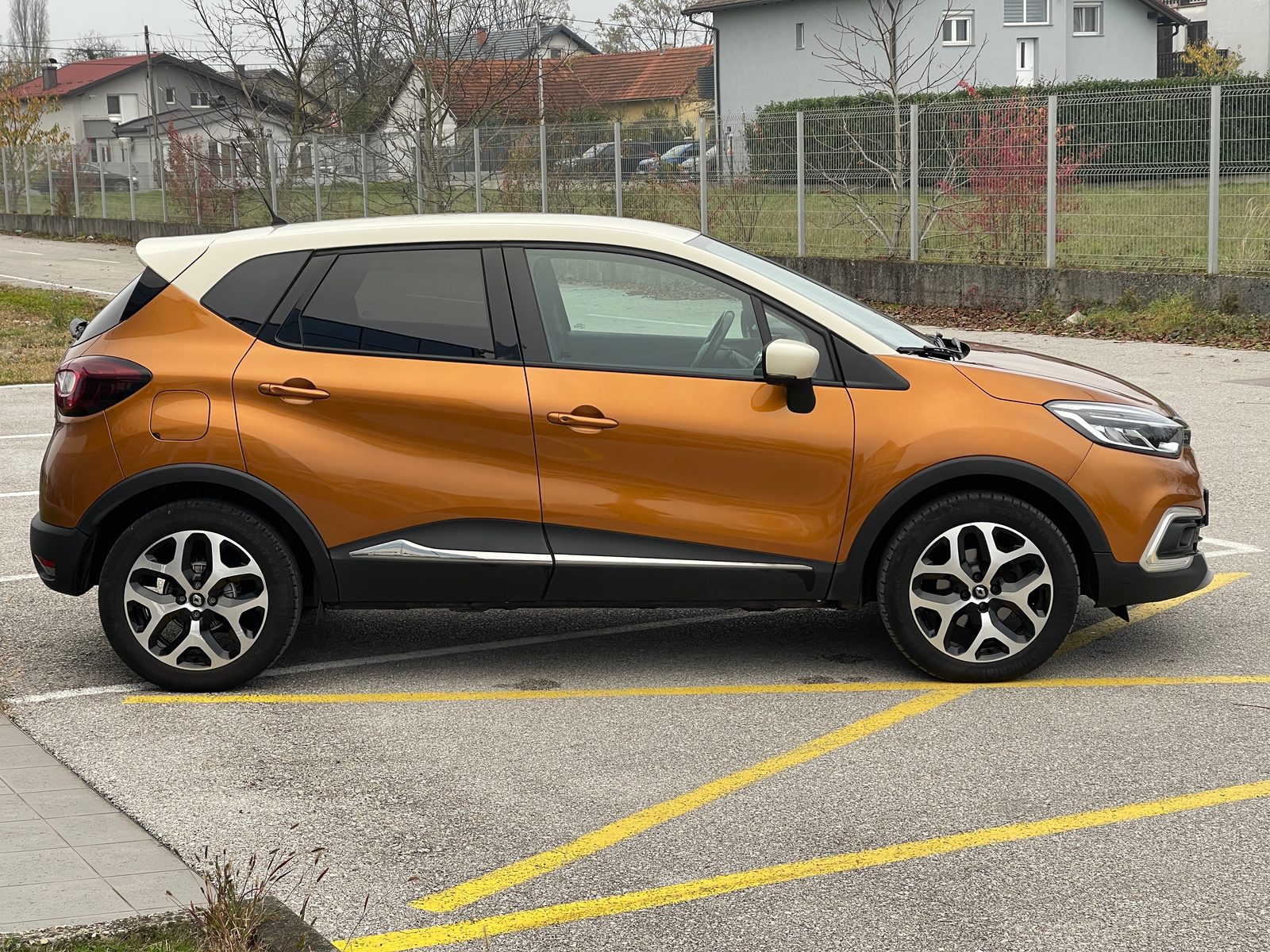 2019 Renault Captur — fotografija 5