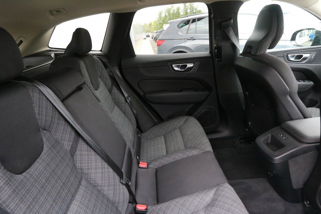 2026 Volvo XC60 — fotografija 8