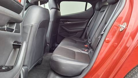 2021 Mazda 3 — sličica 7