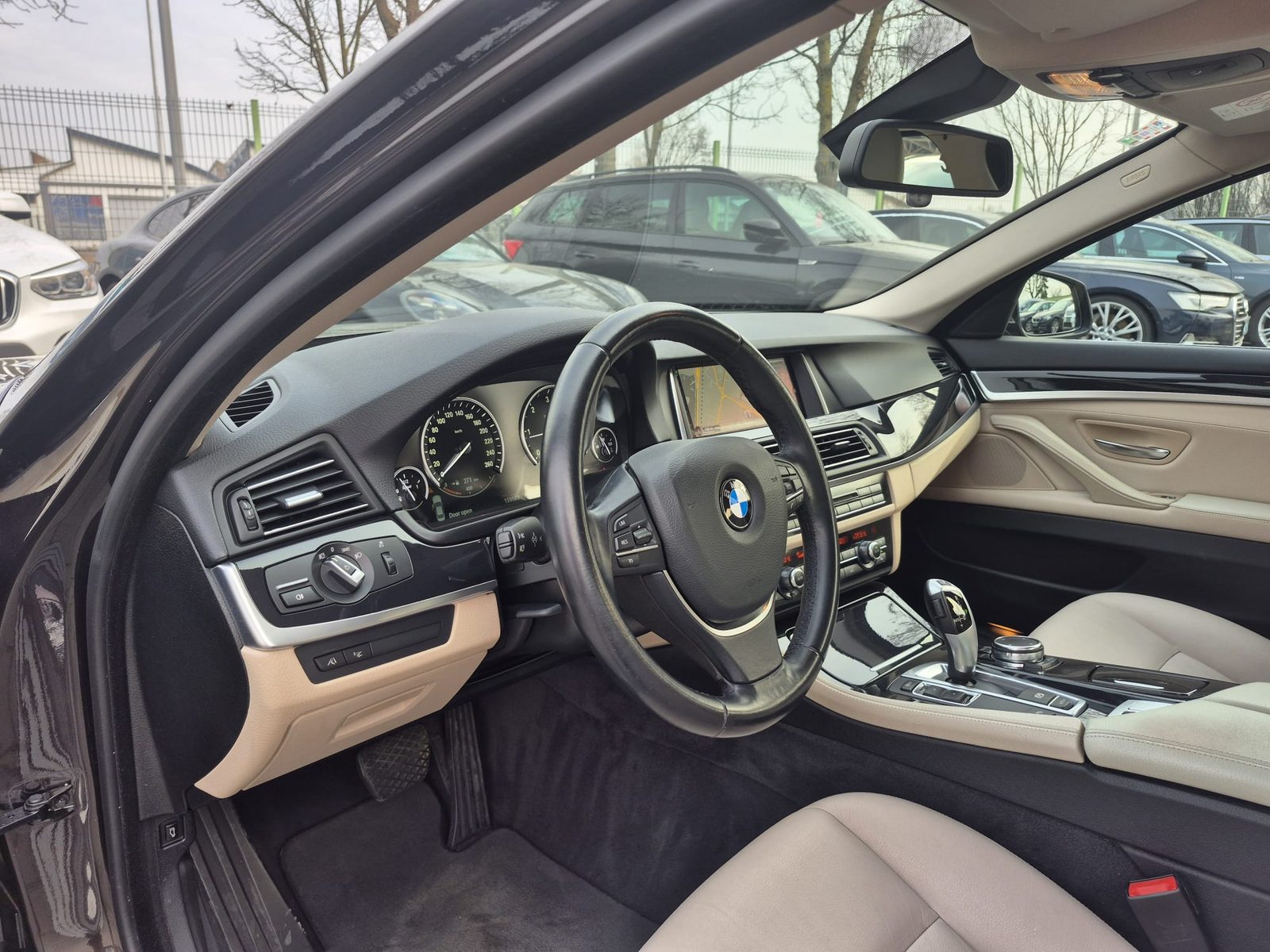 2015 BMW Serija 5 — fotografija 9