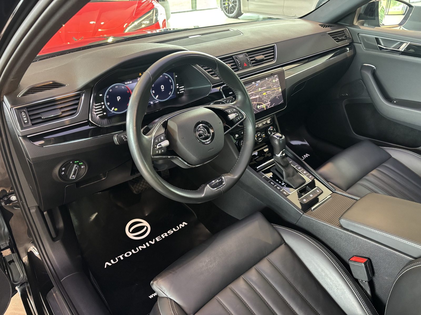 2022 Škoda Superb — fotografija 13