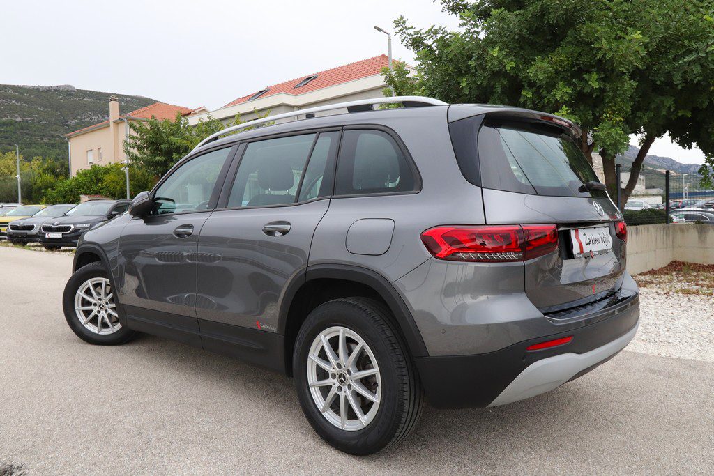 2022 Mercedes-Benz GLB — fotografija 17