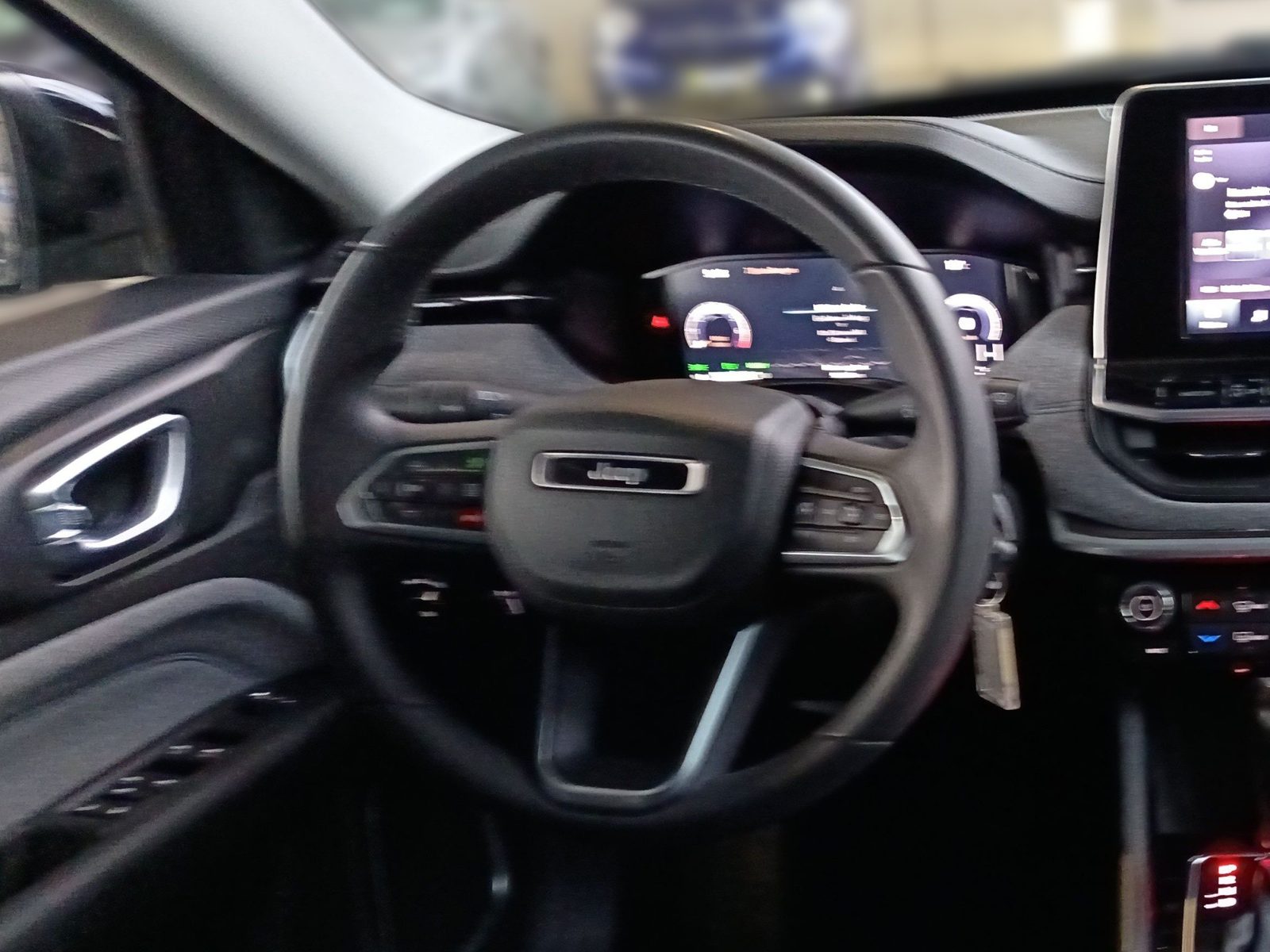 2023 Jeep Compass — fotografija 18
