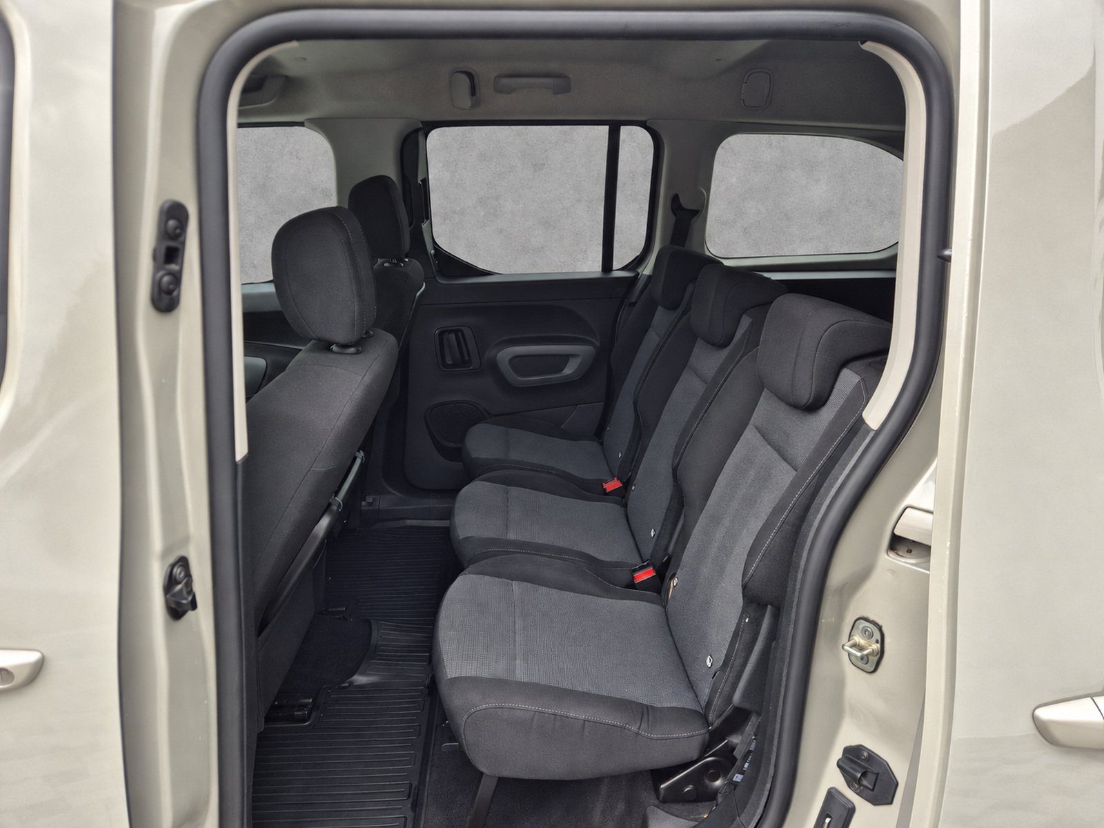 2022 Toyota Proace Verso — fotografija 14