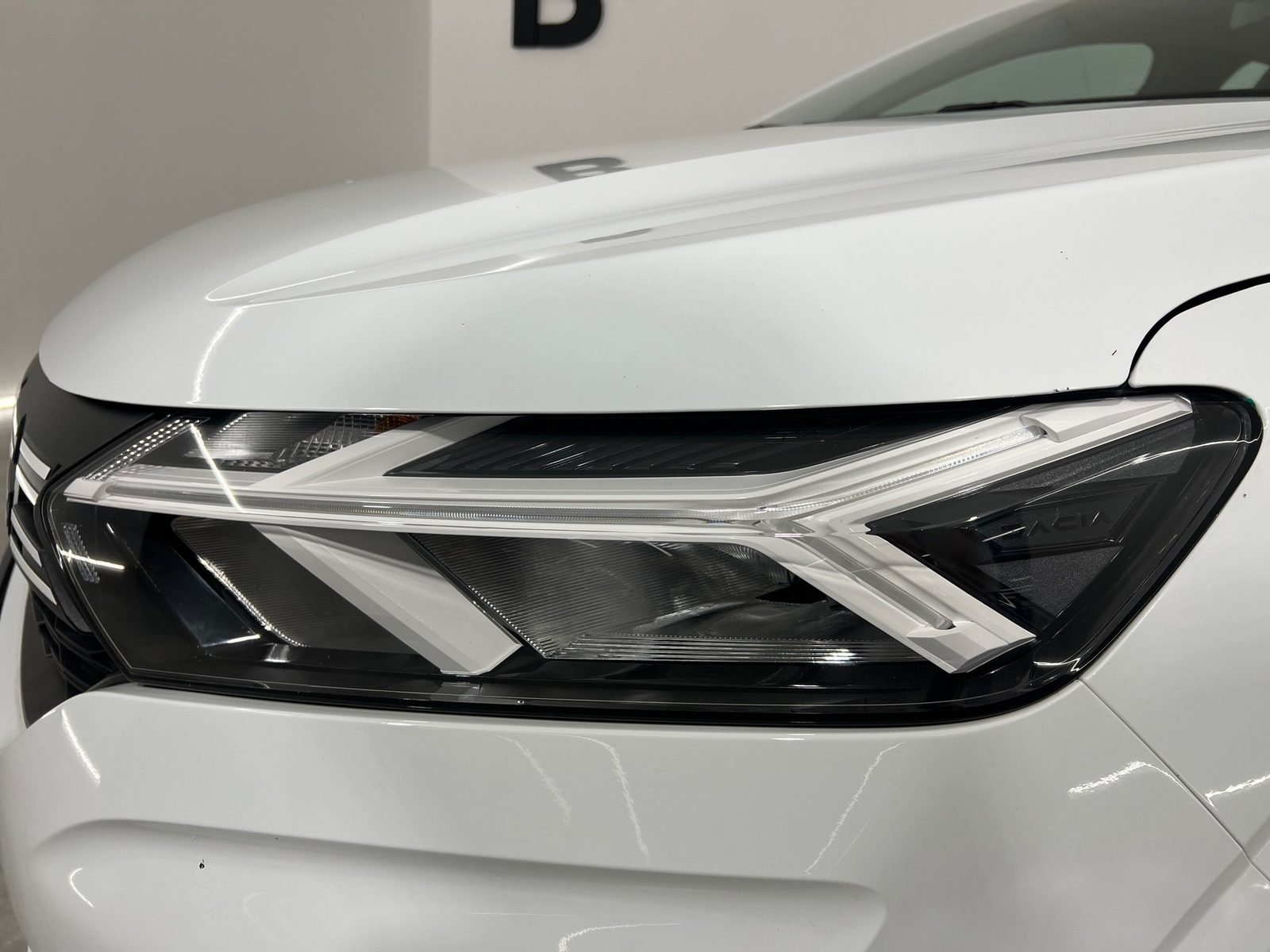 2023 Dacia Sandero — fotografija 9