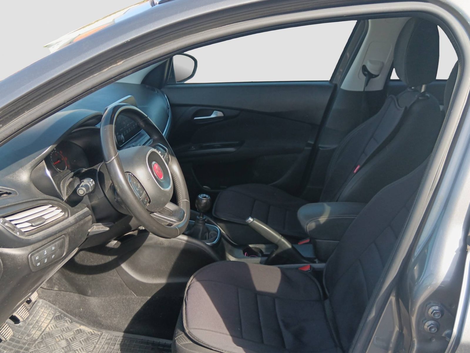 2016 Fiat Tipo — fotografija 12