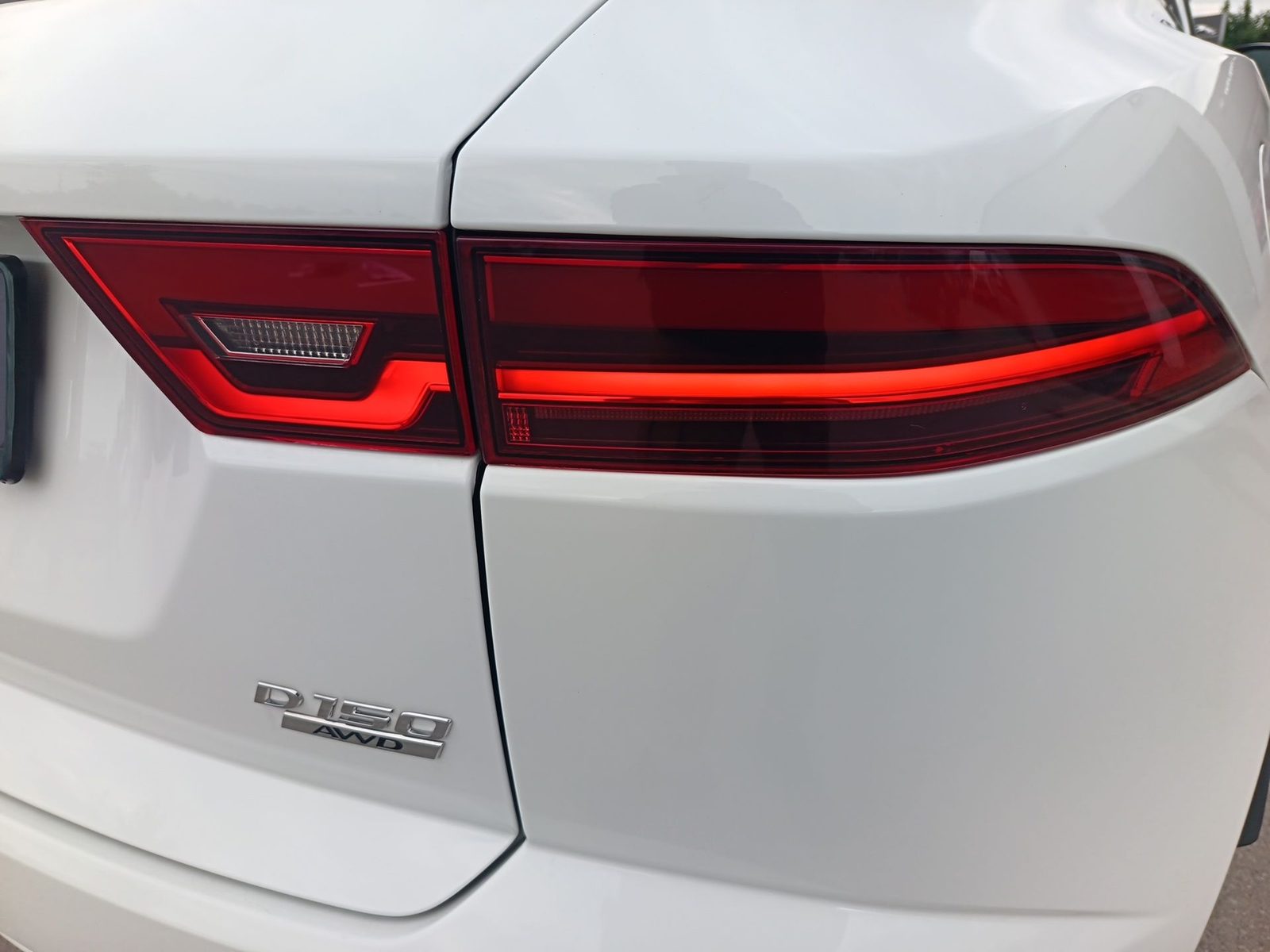 2020 Jaguar E-Pace — fotografija 13