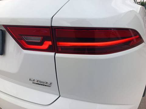 2020 Jaguar E-Pace — sličica 13