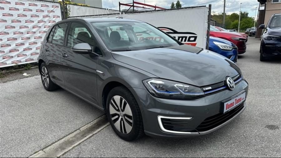 2019 Volkswagen Golf — fotografija 3