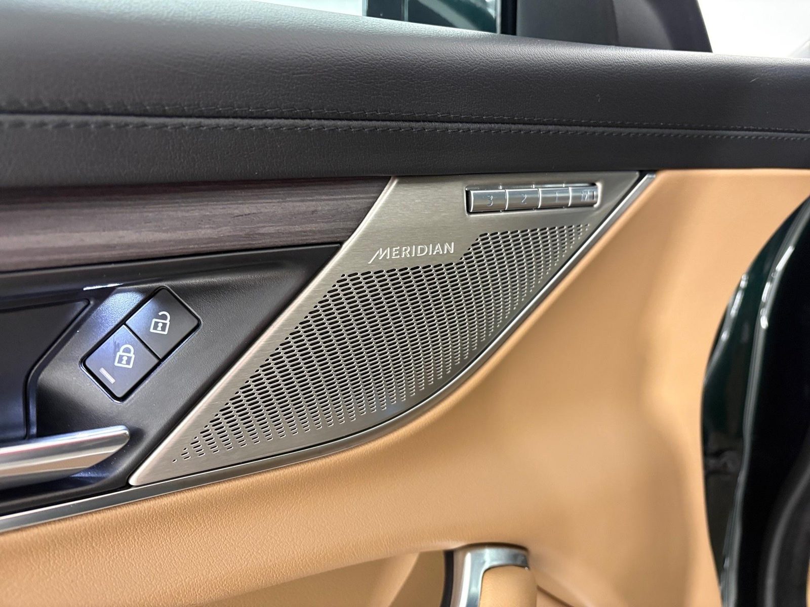 2022 Jaguar XF — fotografija 24