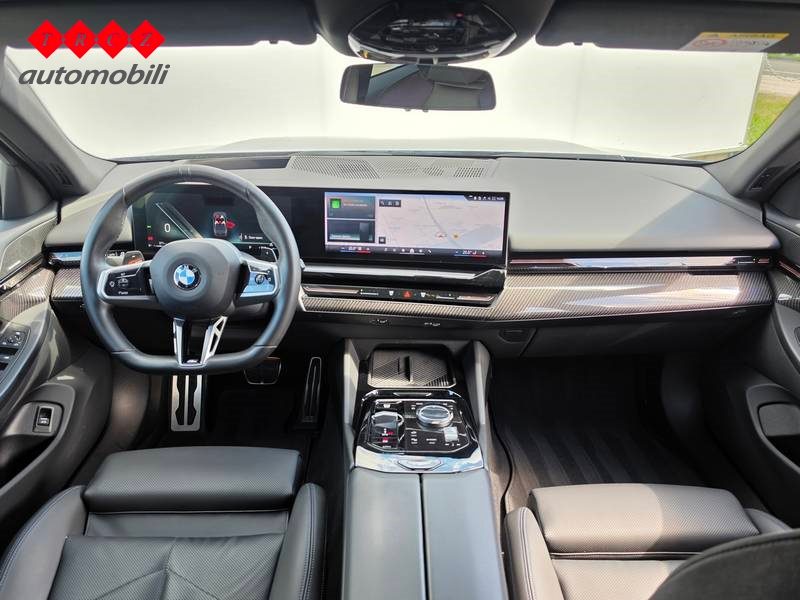 2024 BMW Serija 5 M Sport Pro — fotografija 8