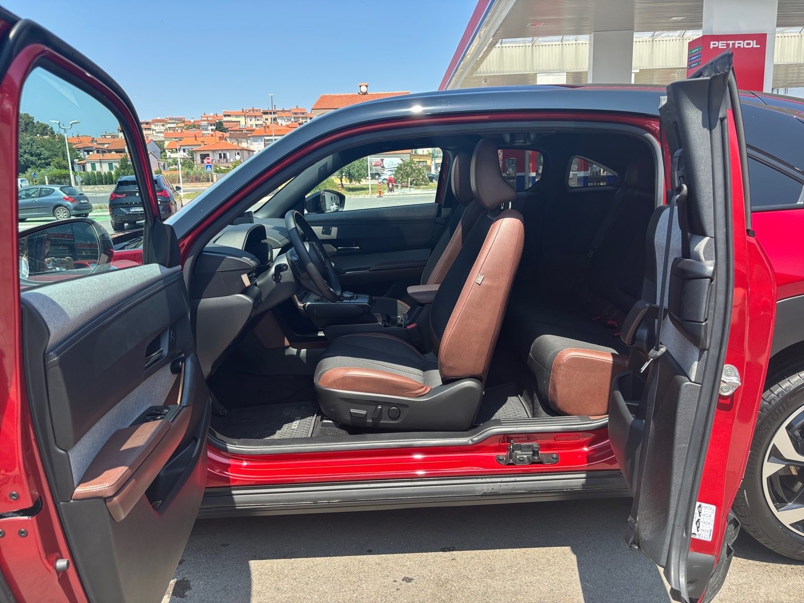 2024 Mazda MX-30 — fotografija 26