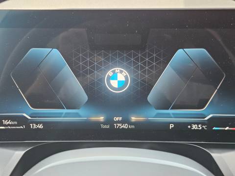 2025 BMW X3 M Sport — sličica 12