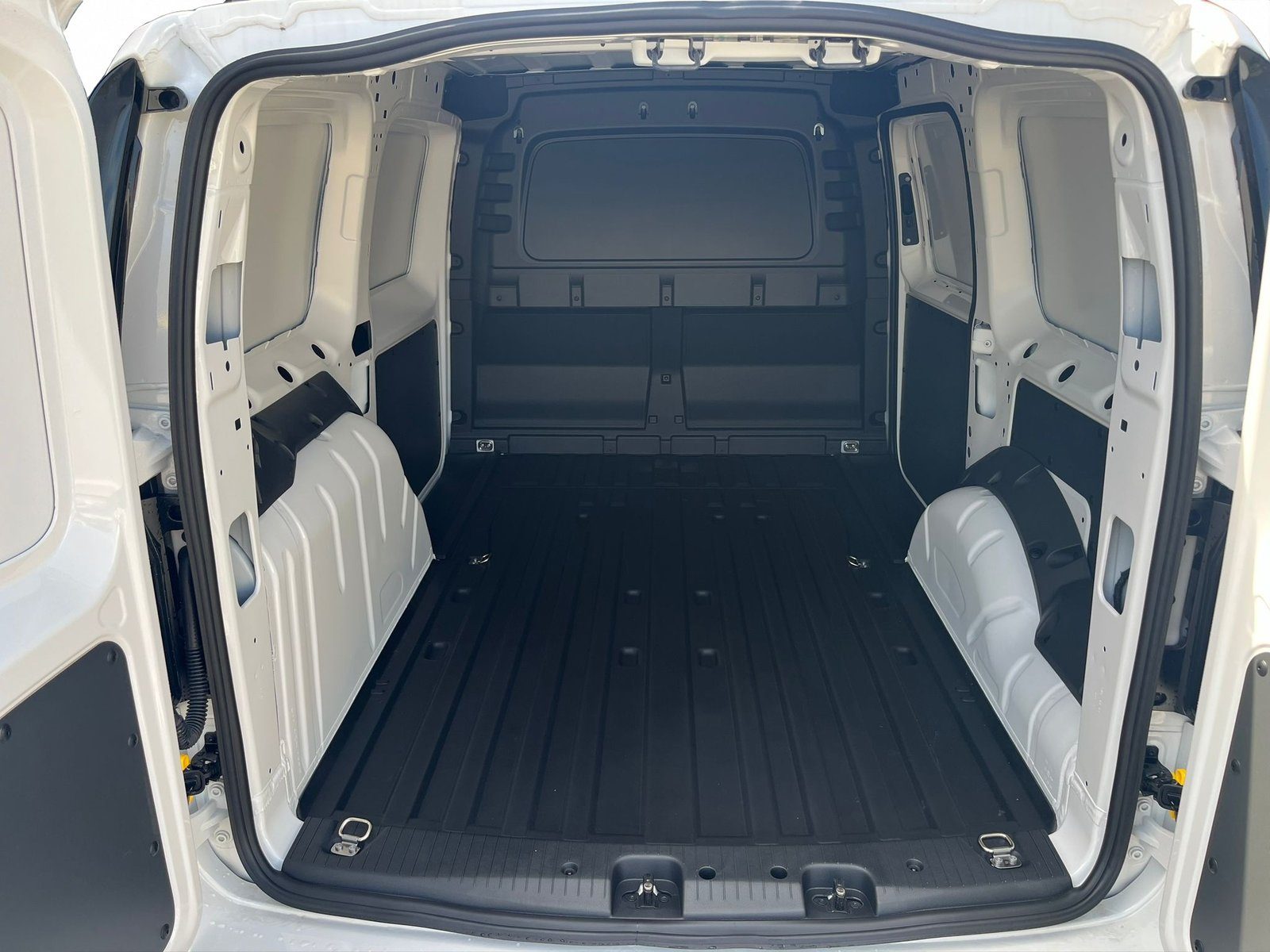2025 Volkswagen Caddy — fotografija 14