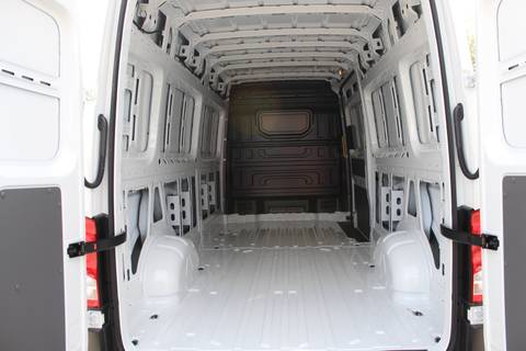 2026 Volkswagen Crafter — sličica 13