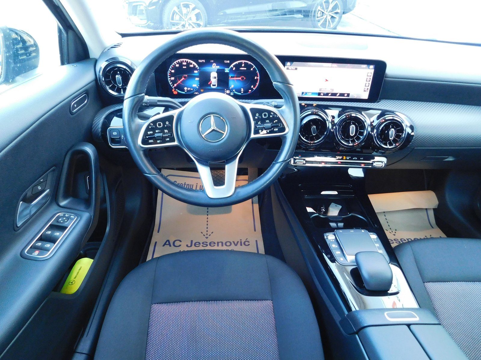 2020 Mercedes-Benz A-klasa — fotografija 10