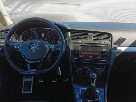 2015 Volkswagen Golf — sličica 10