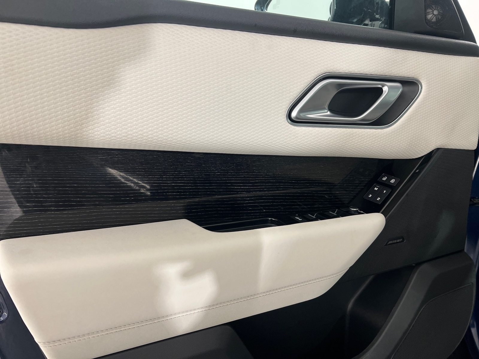 2023 Land Rover Range Rover Velar — fotografija 14