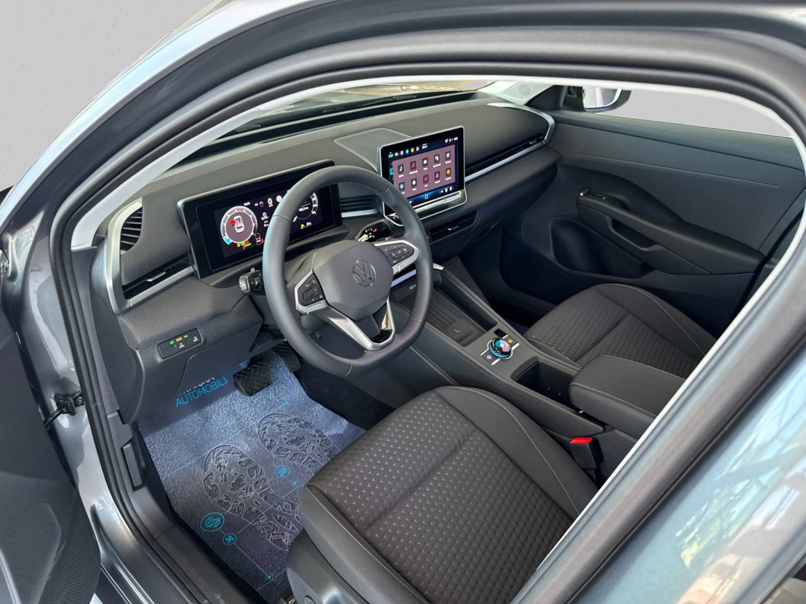 2026 Volkswagen T-Roc — fotografija 9