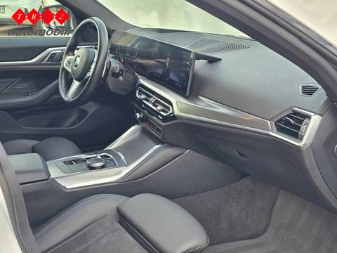 2023 BMW Serija 4 M Sport — sličica 6