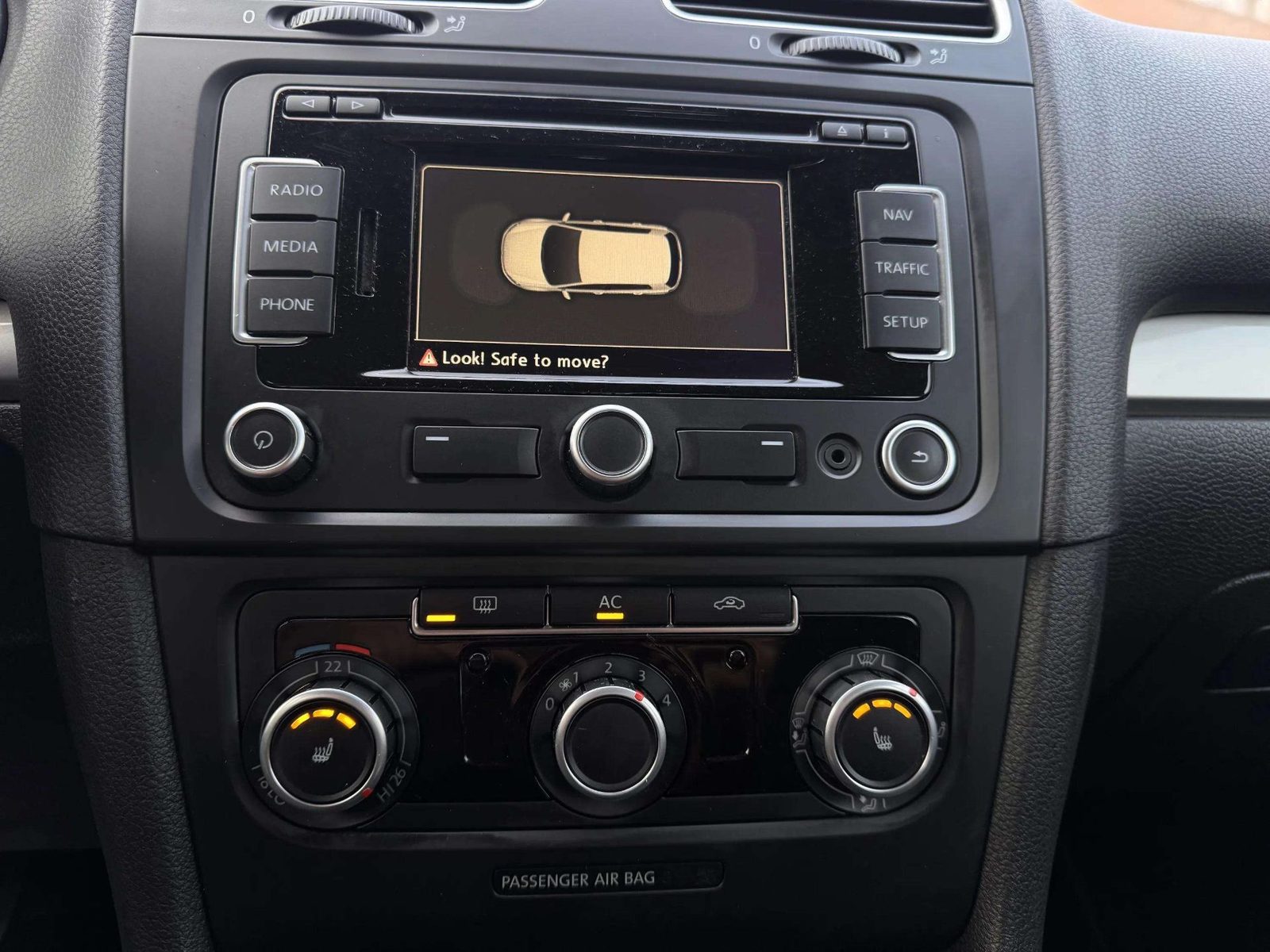 2010 Volkswagen Golf — fotografija 17