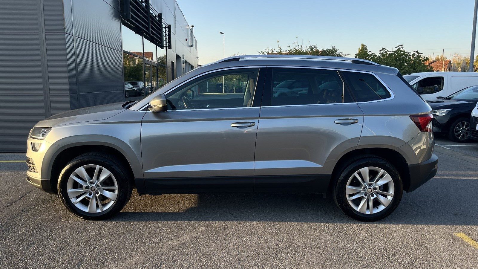 2021 Škoda Karoq — fotografija 3