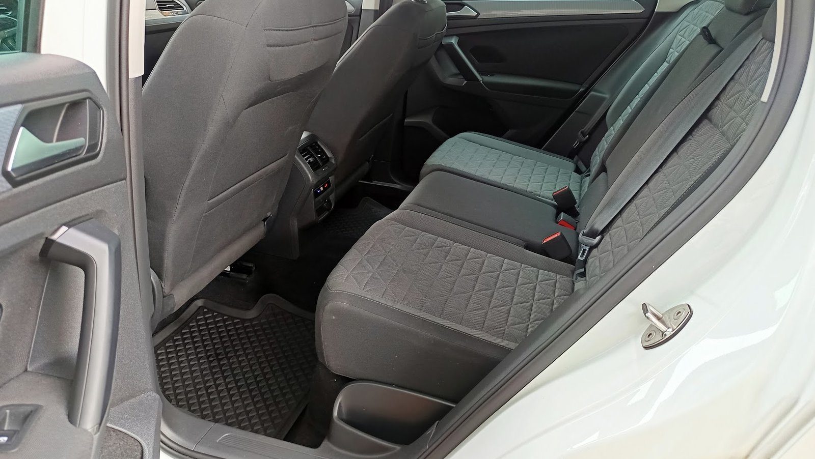2022 Volkswagen Tiguan — fotografija 17