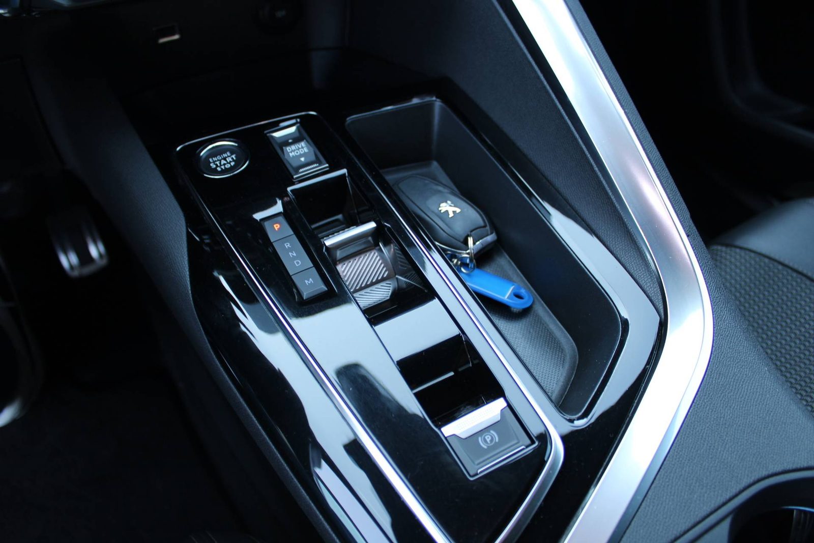 2023 Peugeot 3008 — fotografija 19