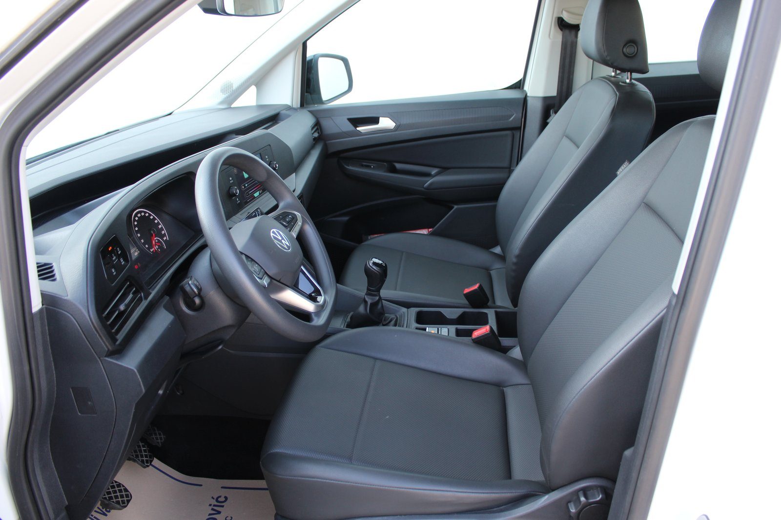 2023 Volkswagen Caddy — fotografija 7
