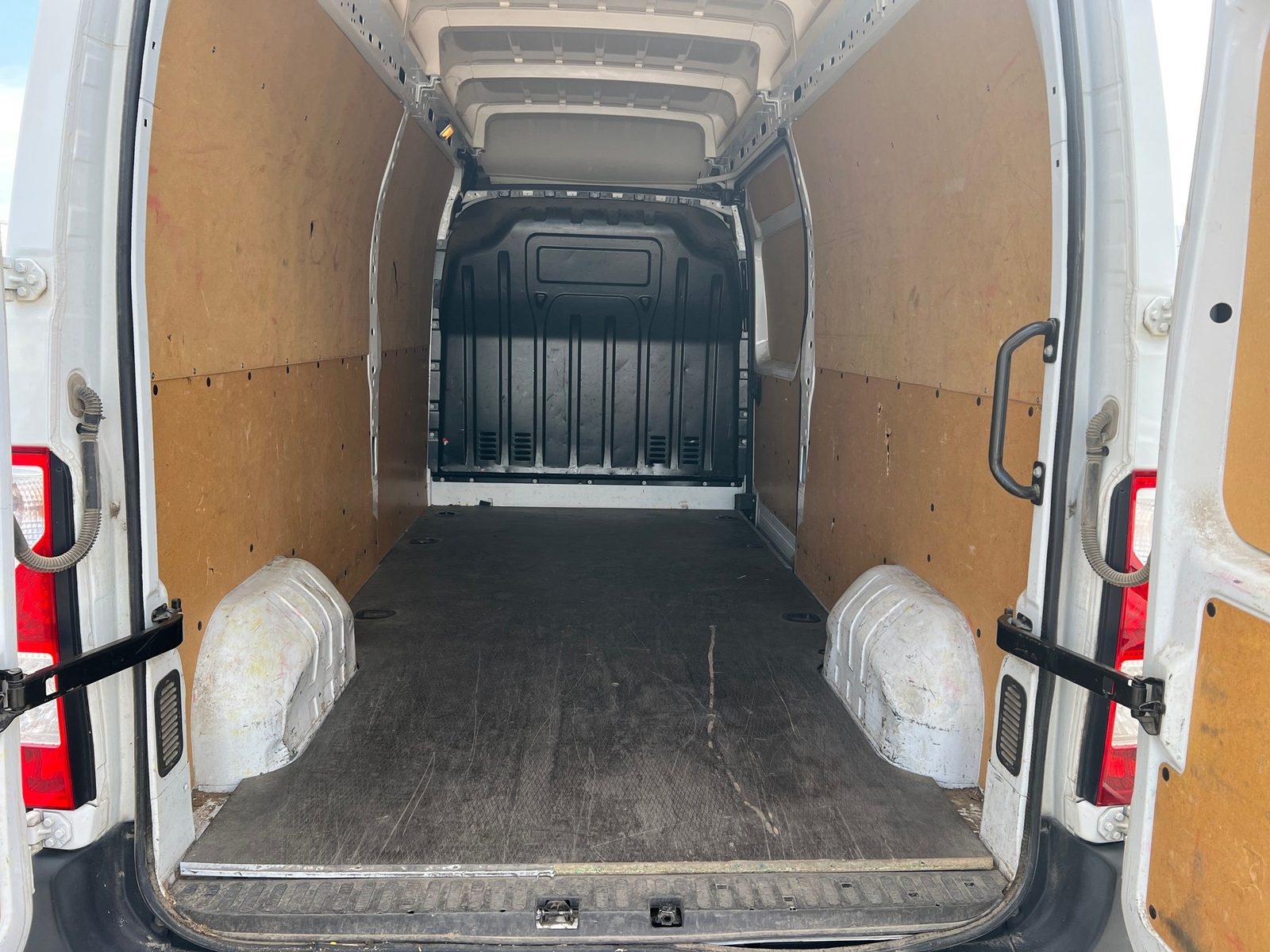 2022 Renault Master — fotografija 9