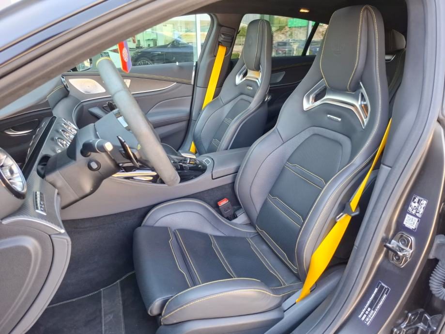 2019 Mercedes-Benz AMG GT — fotografija 9