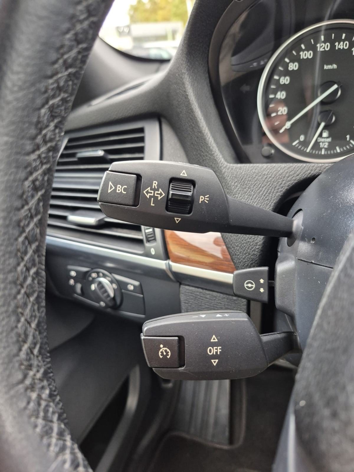 2011 BMW X5 — fotografija 24
