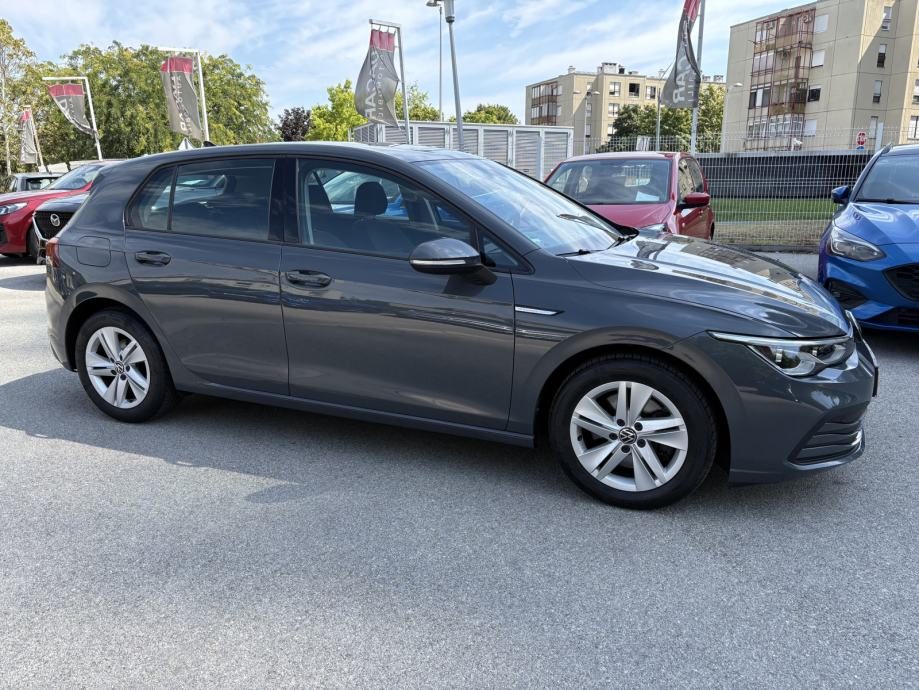 2021 Volkswagen Golf — fotografija 4