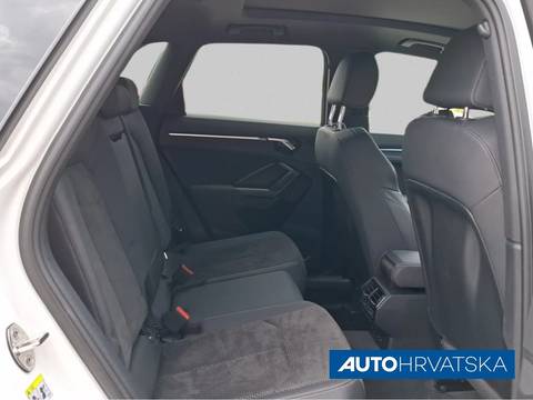 2020 Audi Q3 — sličica 13