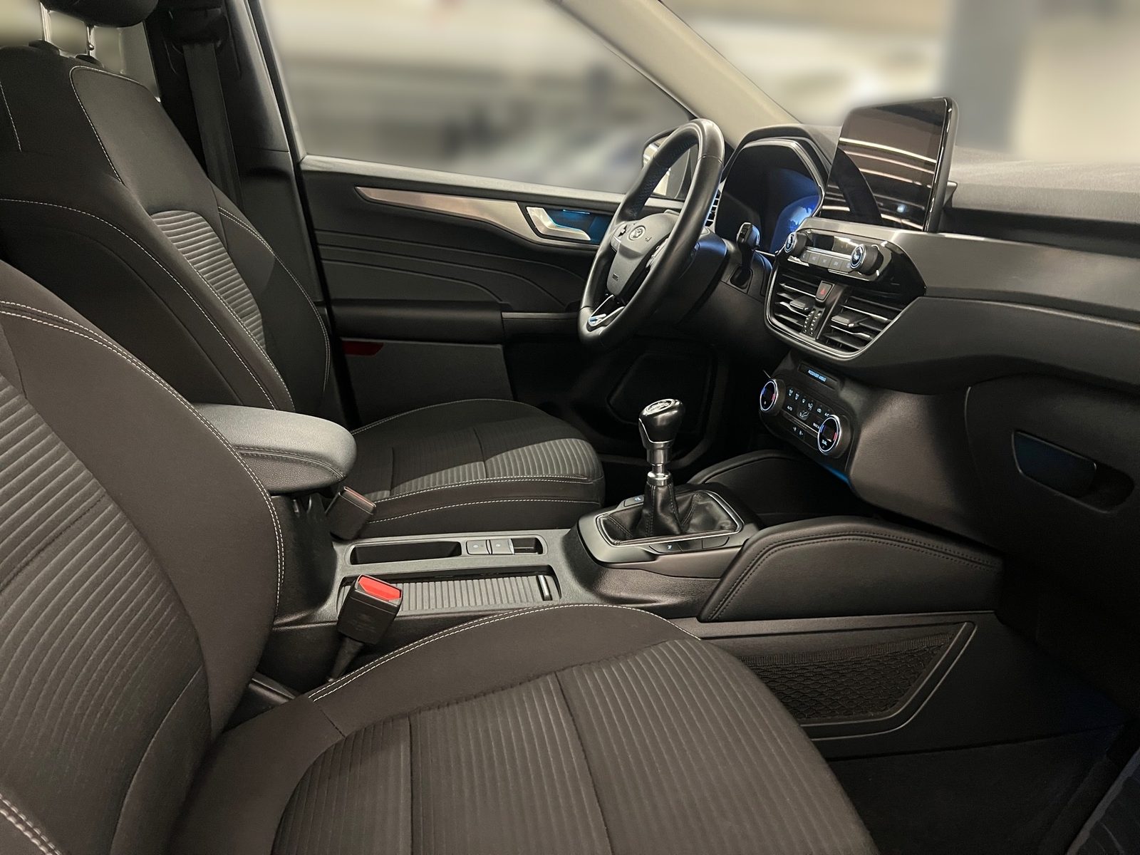 2023 Ford Kuga — fotografija 22