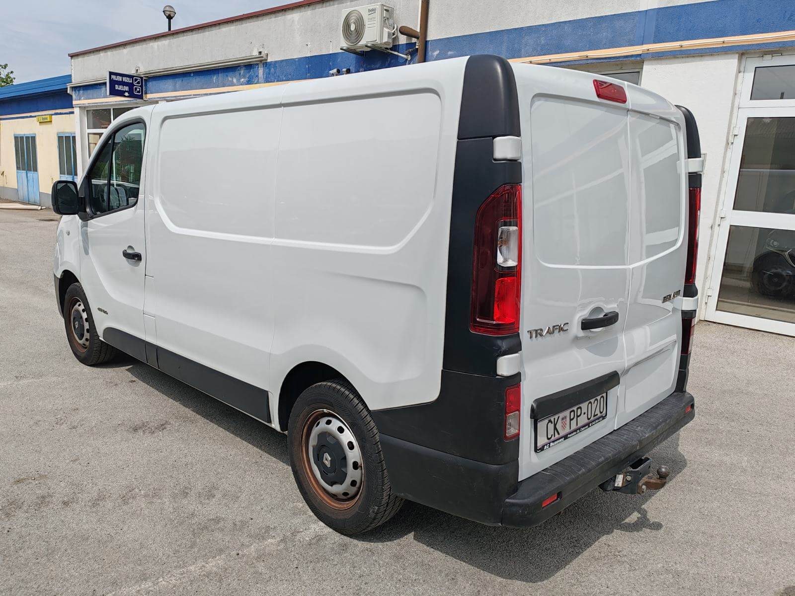 2017 Renault Trafic — fotografija 3