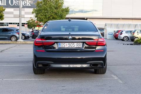 2016 BMW Serija 7 — sličica 6