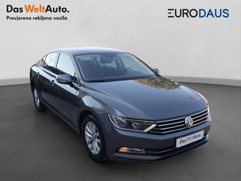 2017 Volkswagen Passat — sličica 3