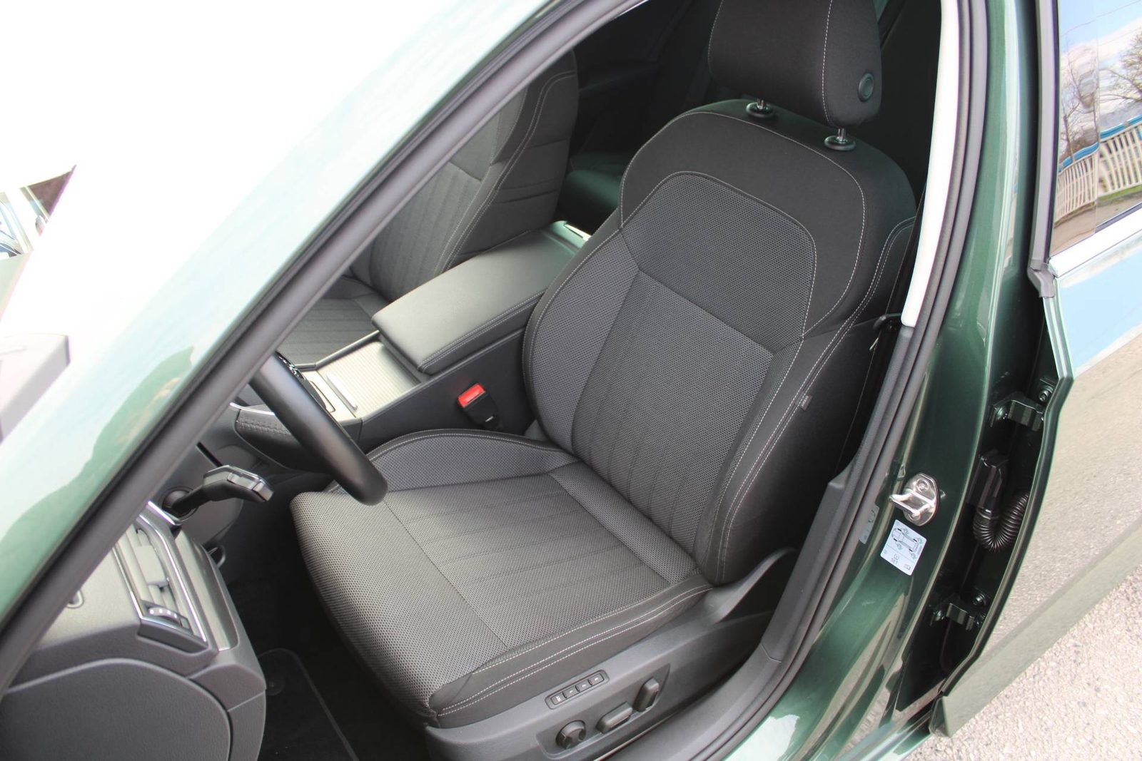 2021 Škoda Superb Combi — fotografija 12