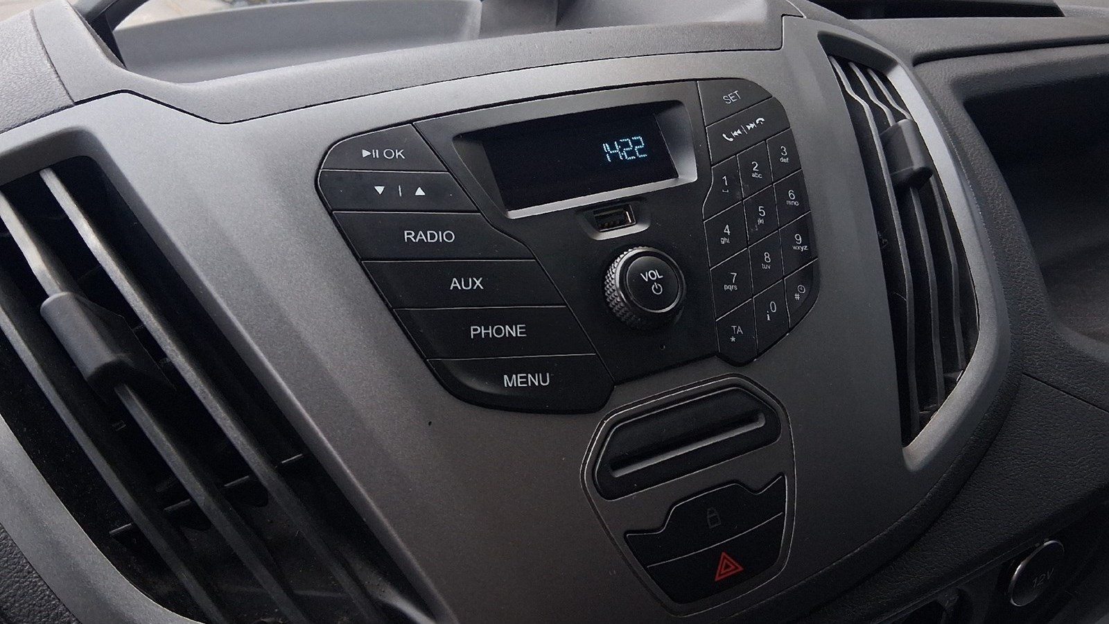 2016 Ford Transit — fotografija 17