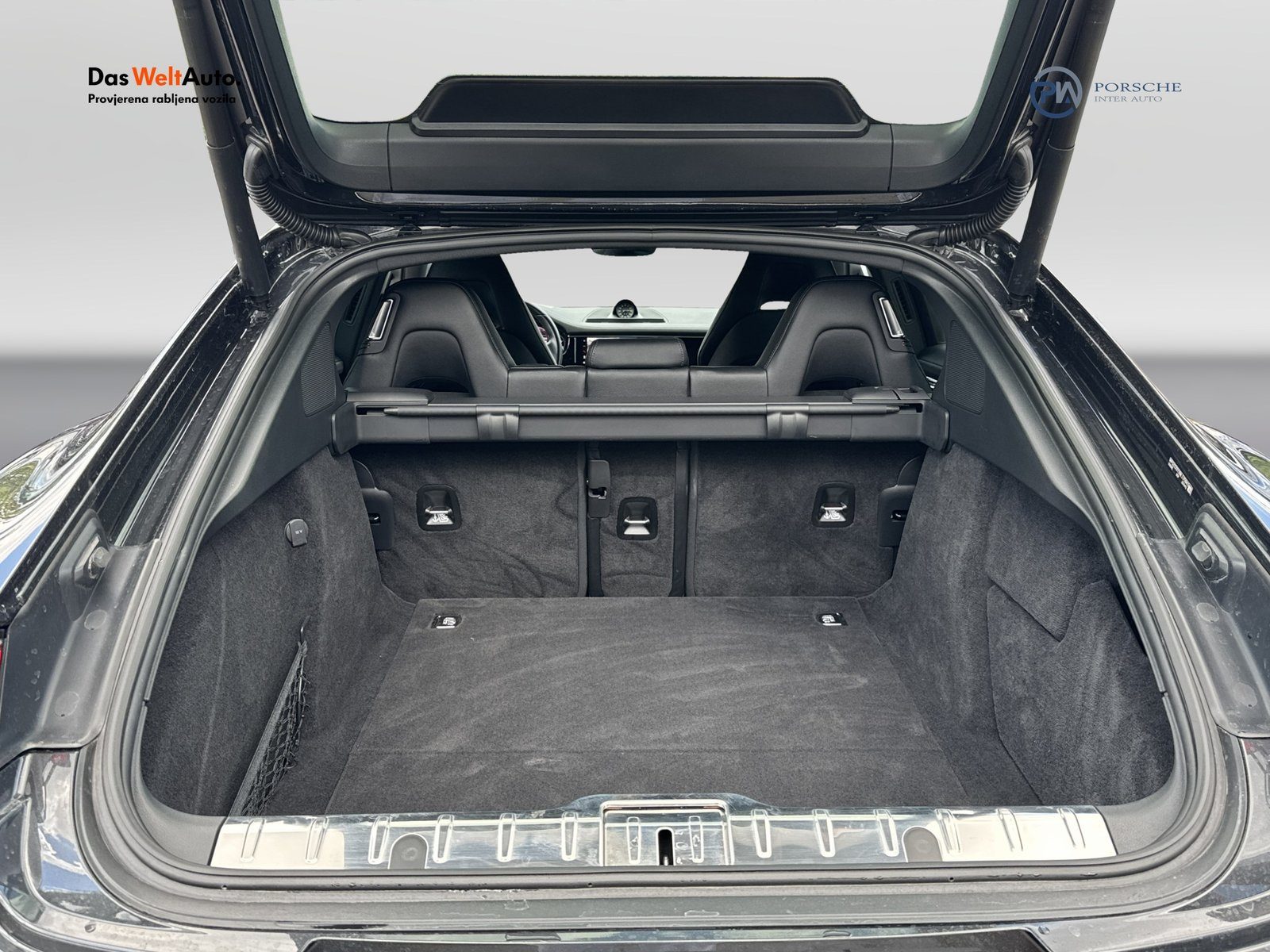 2022 Porsche Panamera — fotografija 18