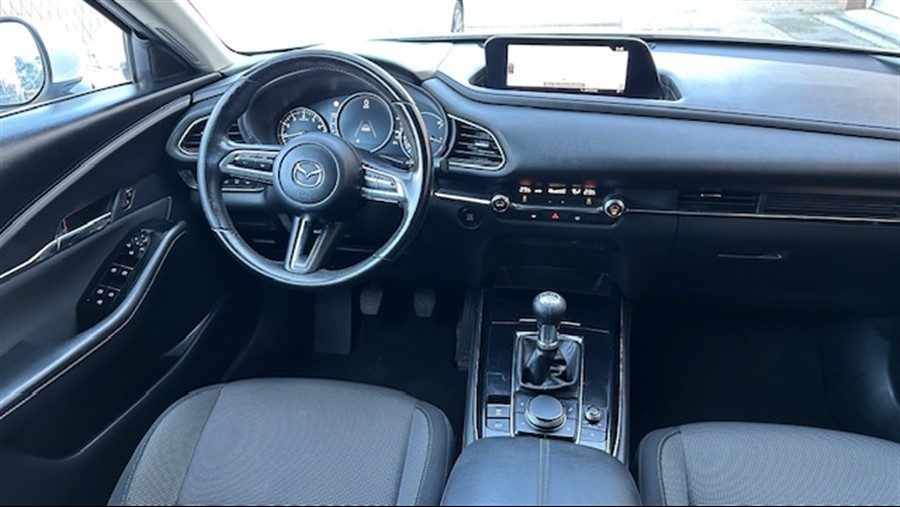 2021 Mazda CX-30 — fotografija 11