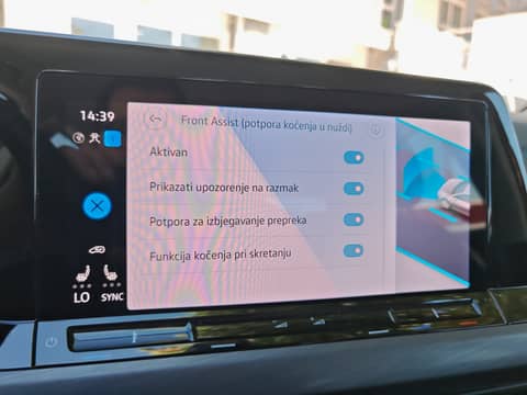 2023 Volkswagen Golf — sličica 26