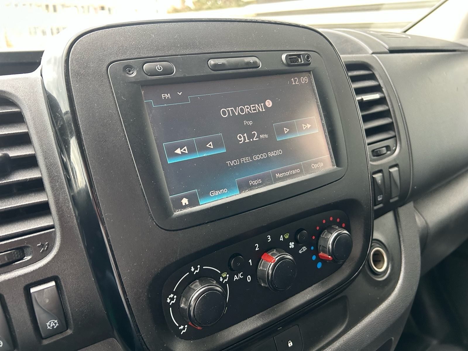 2019 Opel Vivaro — fotografija 28