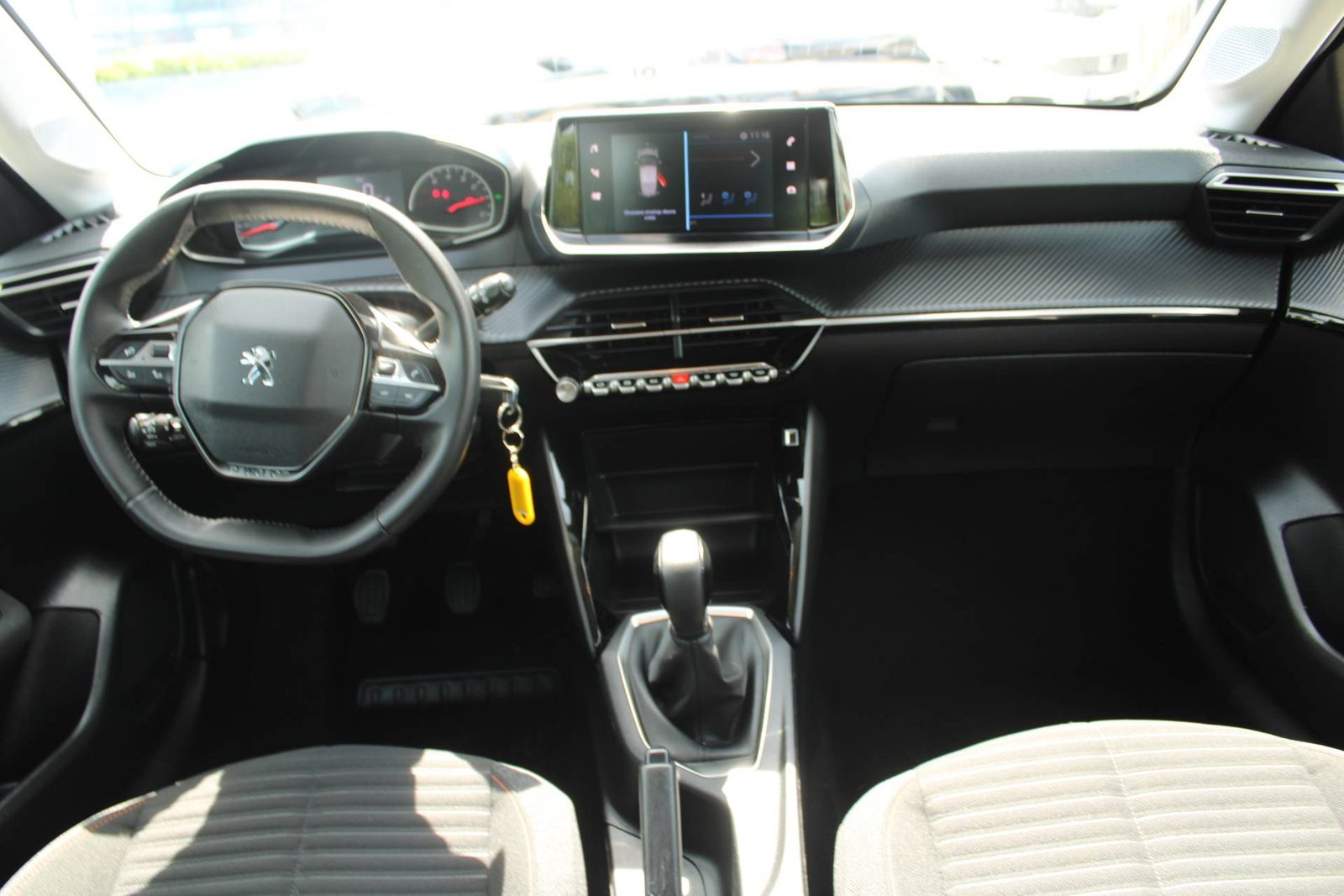 2023 Peugeot 208 — fotografija 12