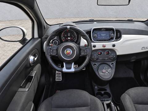 2018 Fiat 500 — sličica 17