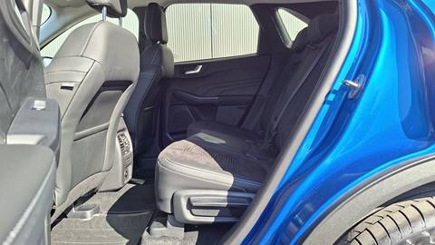 2025 Ford Kuga — sličica 7